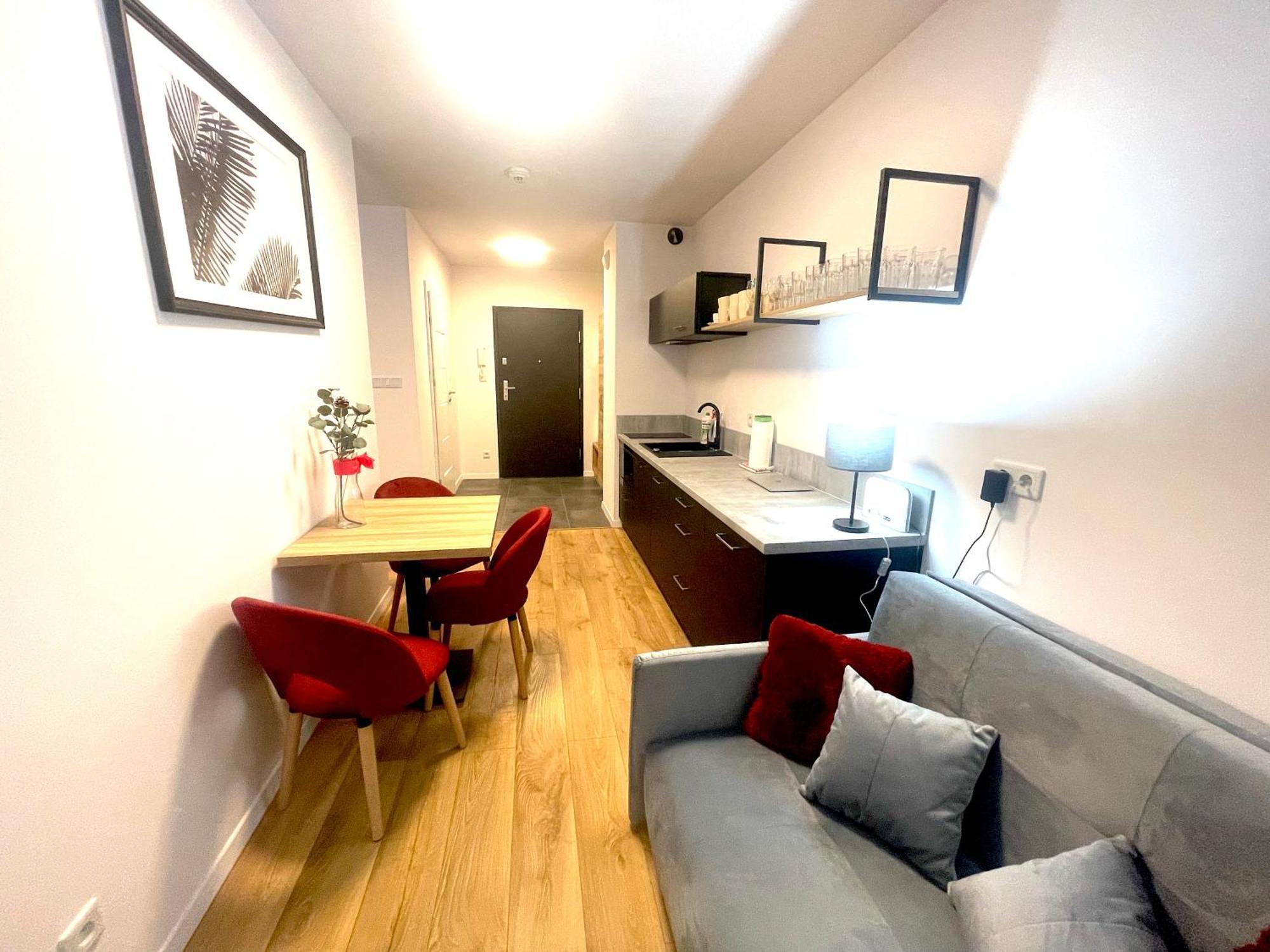 Apartment Premium Atal City Square-Free Parking Space In The Garage Вроцлав Екстериор снимка