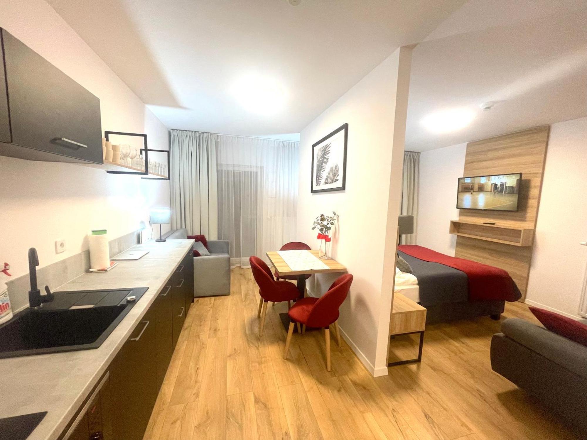 Apartment Premium Atal City Square-Free Parking Space In The Garage Вроцлав Екстериор снимка